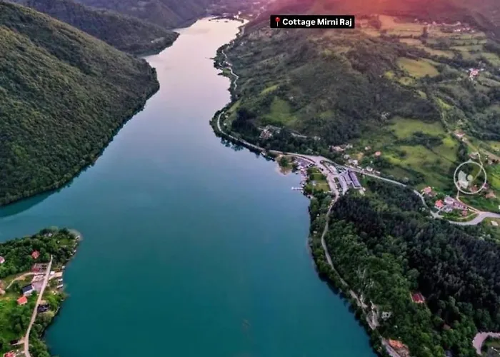 Mirni Raj Apartment *